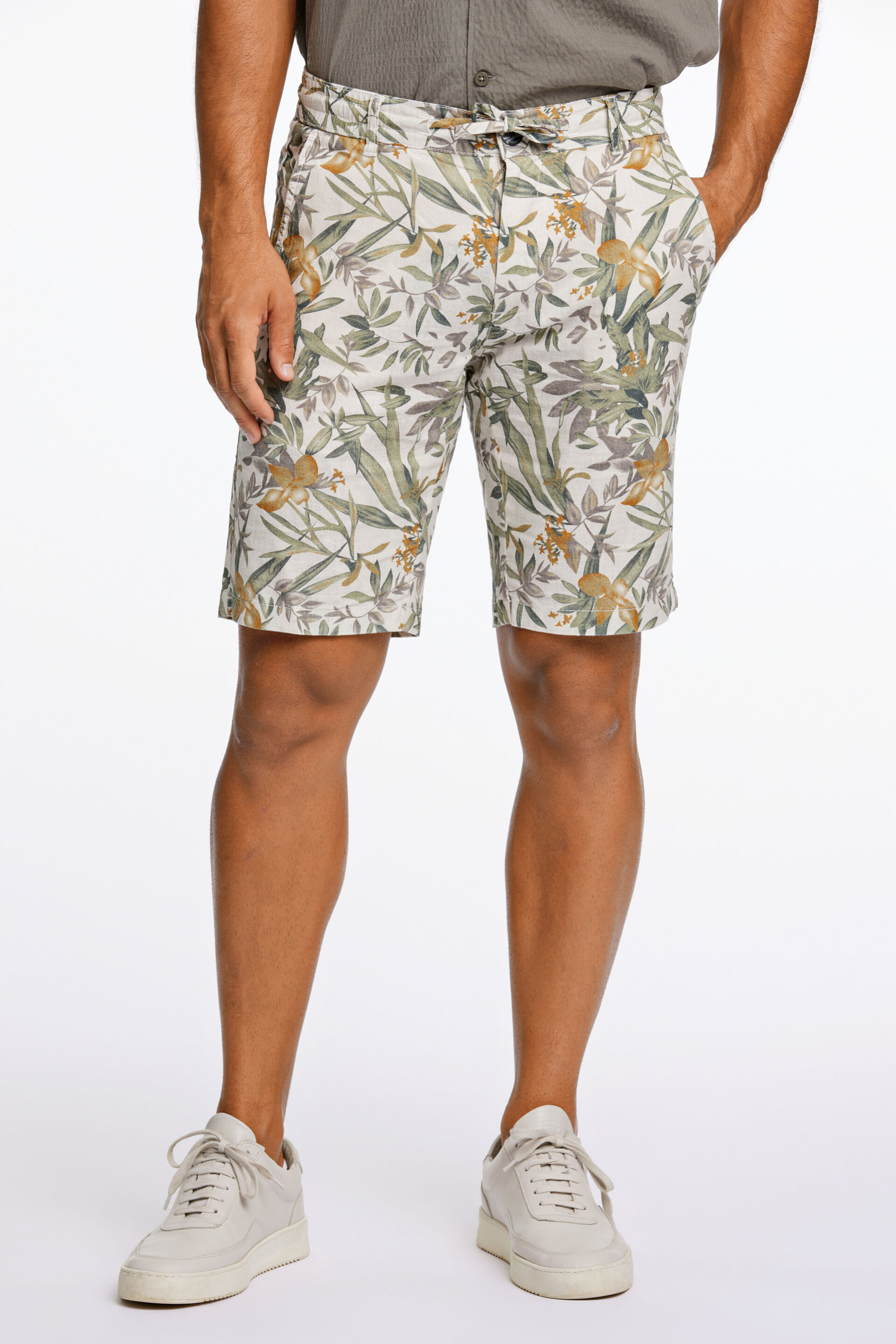 Linen shorts 30-508005
