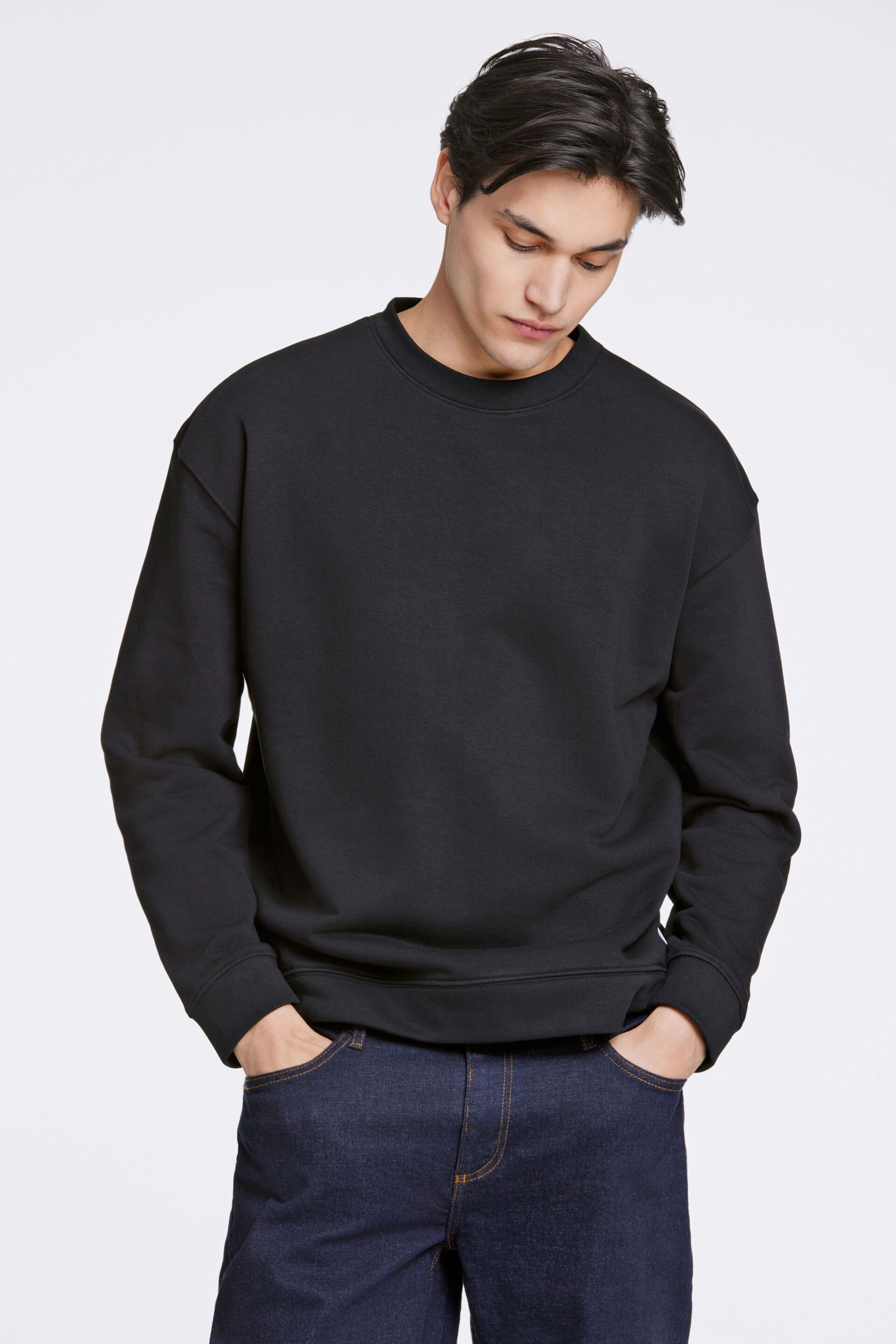 Sweater Sweater Zwart 30-705150A