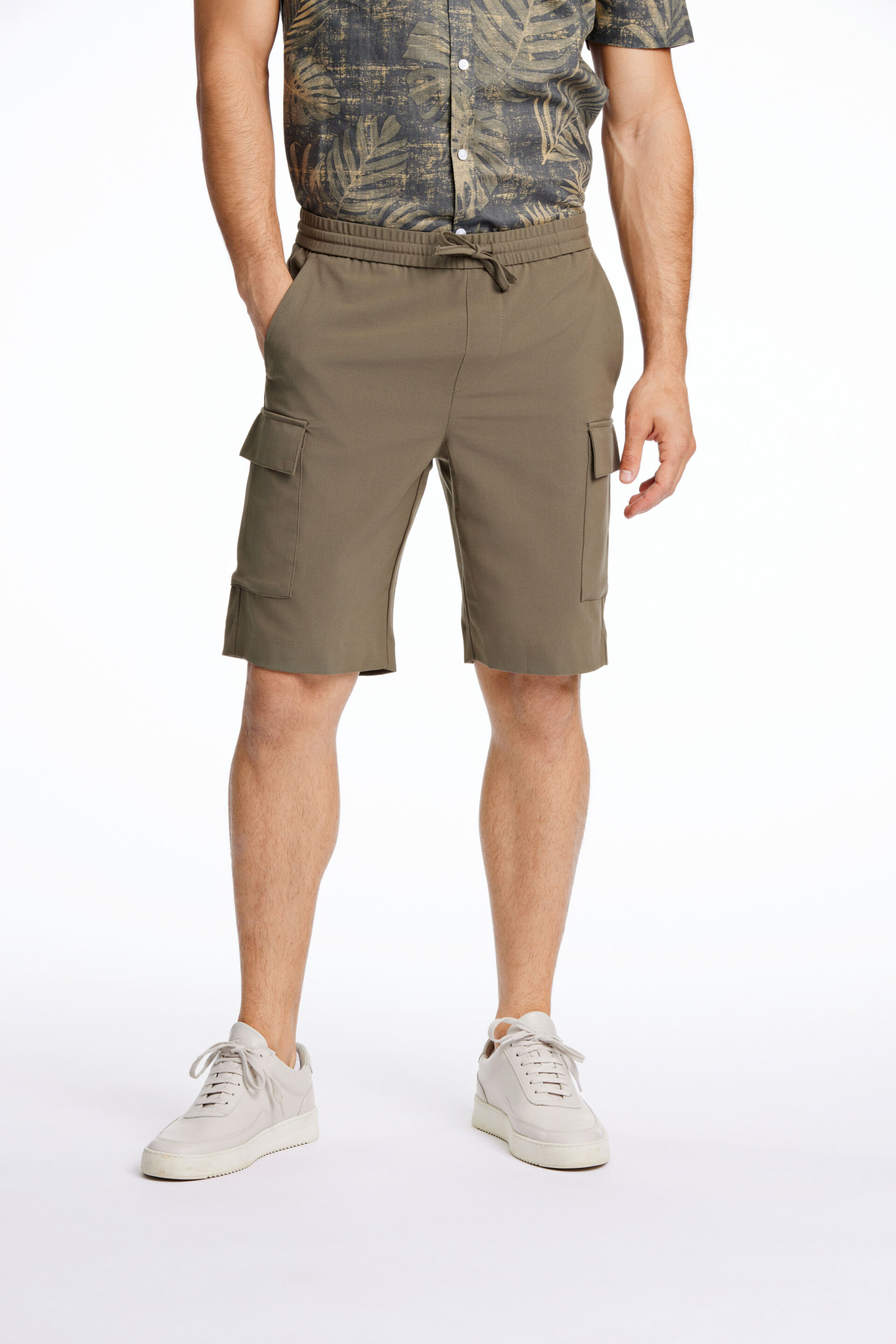 Casual shorts Casual shorts Green 30-51011A