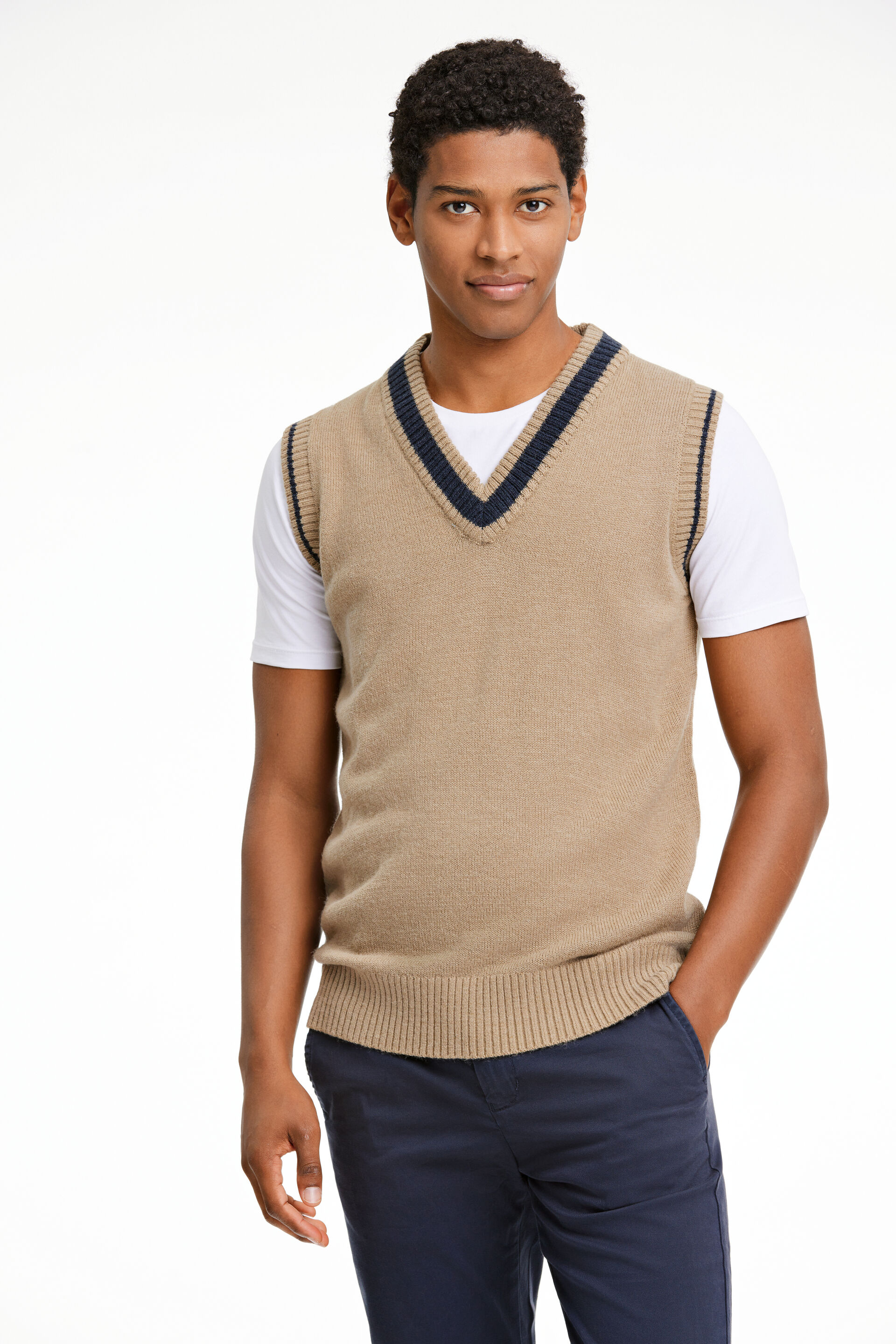 Knitted vest Knitted vest Sand 30-800199A