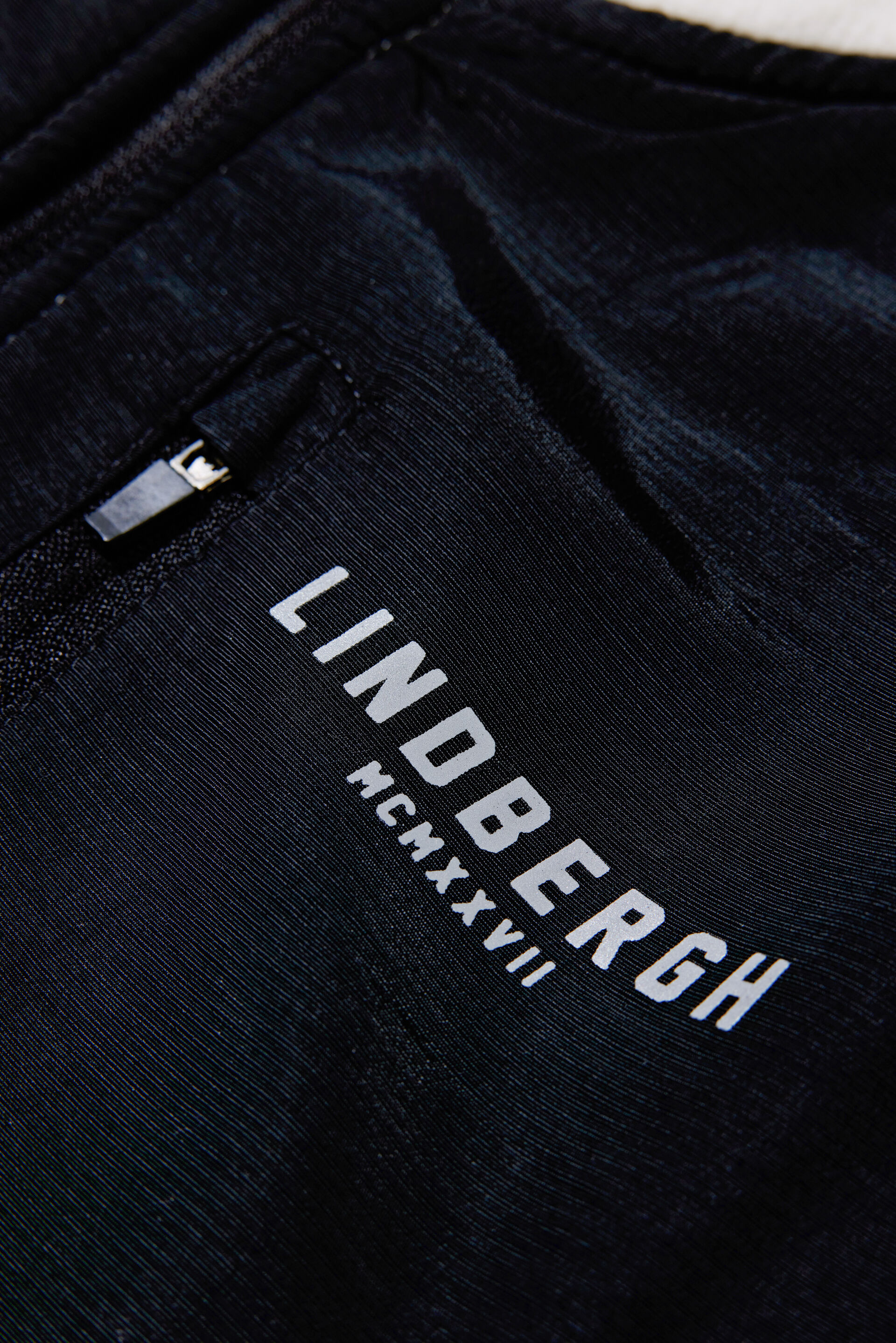 Lindbergh  30-320084