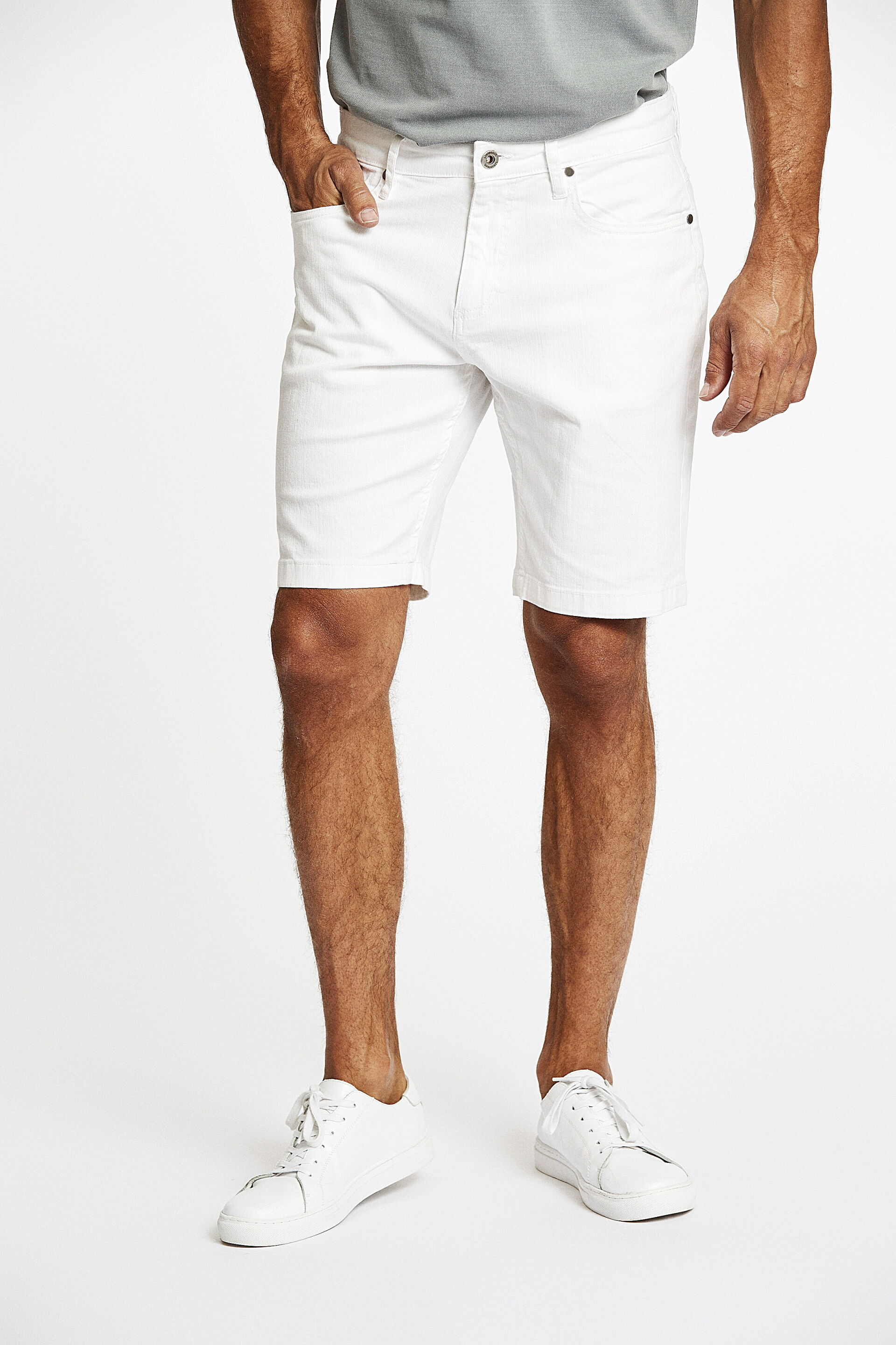 Denim shorts Denim shorts White 30-550000WHI