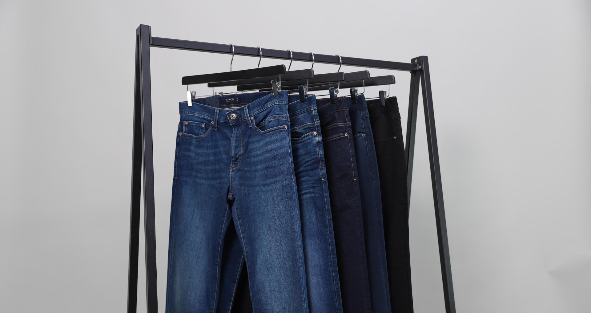 Hængende jeans fra Lindbergh og Bison